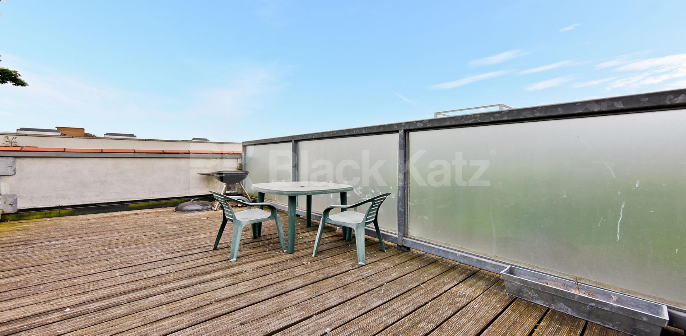 			NEW INSTRUCTION , 2 Bedroom, 1 bath, 1 reception Apartment			 Totterdown Street, Tooting Broadway